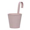 Übertopf aus Metall mit Haken  Farbe: rosa mit Streifenprägung  H:14.7cm D:15.5cm